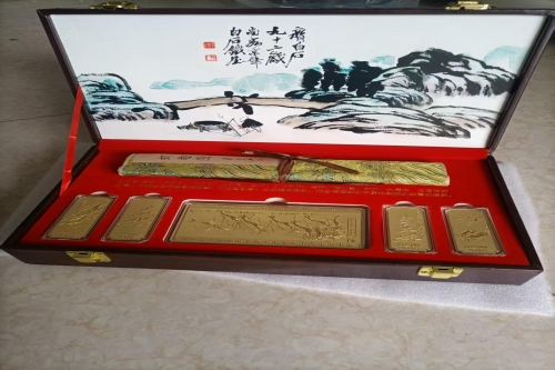 齐白石《虾趣图》